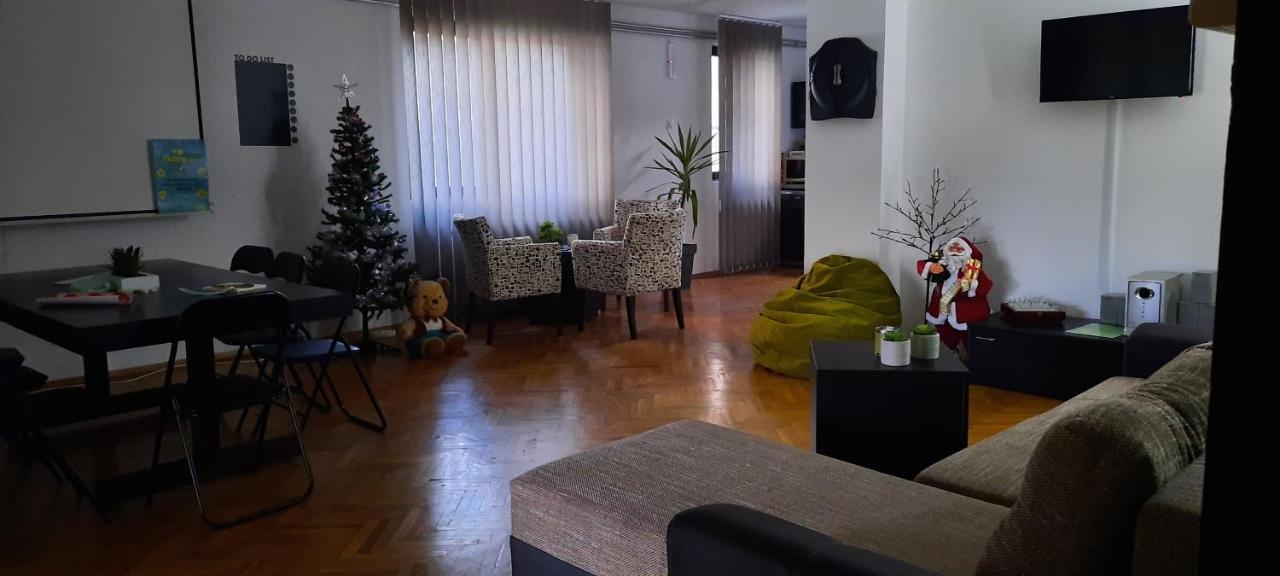 Apartman Domacinstvo La Vie Na Selu Hotell Niska Banja Exteriör bild