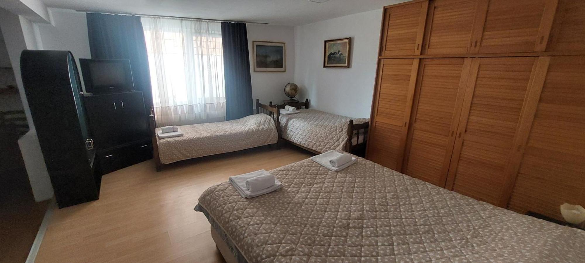 Apartman Domacinstvo La Vie Na Selu Hotell Niska Banja Exteriör bild